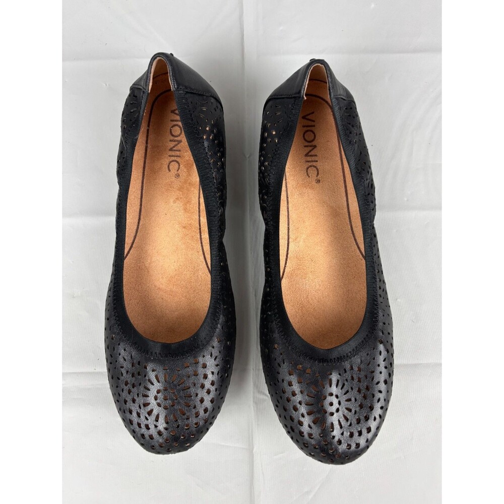 Vionic Robyn Flats Women’s 7W Black Leather Perforated Ballet Comfort Shoes
